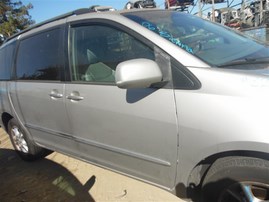 2006 Toyota Sienna XLE Silver 3.3L AT 4WD #Z22996